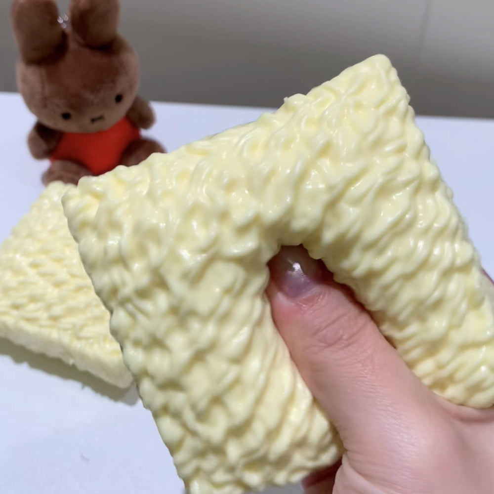 Crunchy Noodles Squishy — view 1
