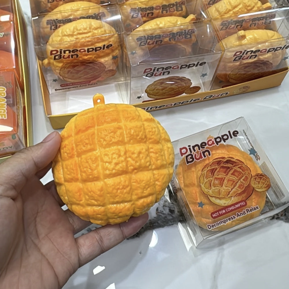 Crunchy Pineapple Bun Squishy — view 1